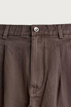 ZARA БРЮКИ RELAXED FIT С ЭФФЕКТОМ ПОТЕРТОСТИ И СКЛАДКАМИ, КОРИЧНЕВЫЙ