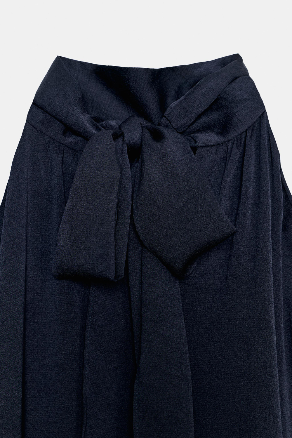 ПЛАТЬЕ МИДИ ХАЛТЕР С ВОЛАНОМ СНИЗУ — ZARA