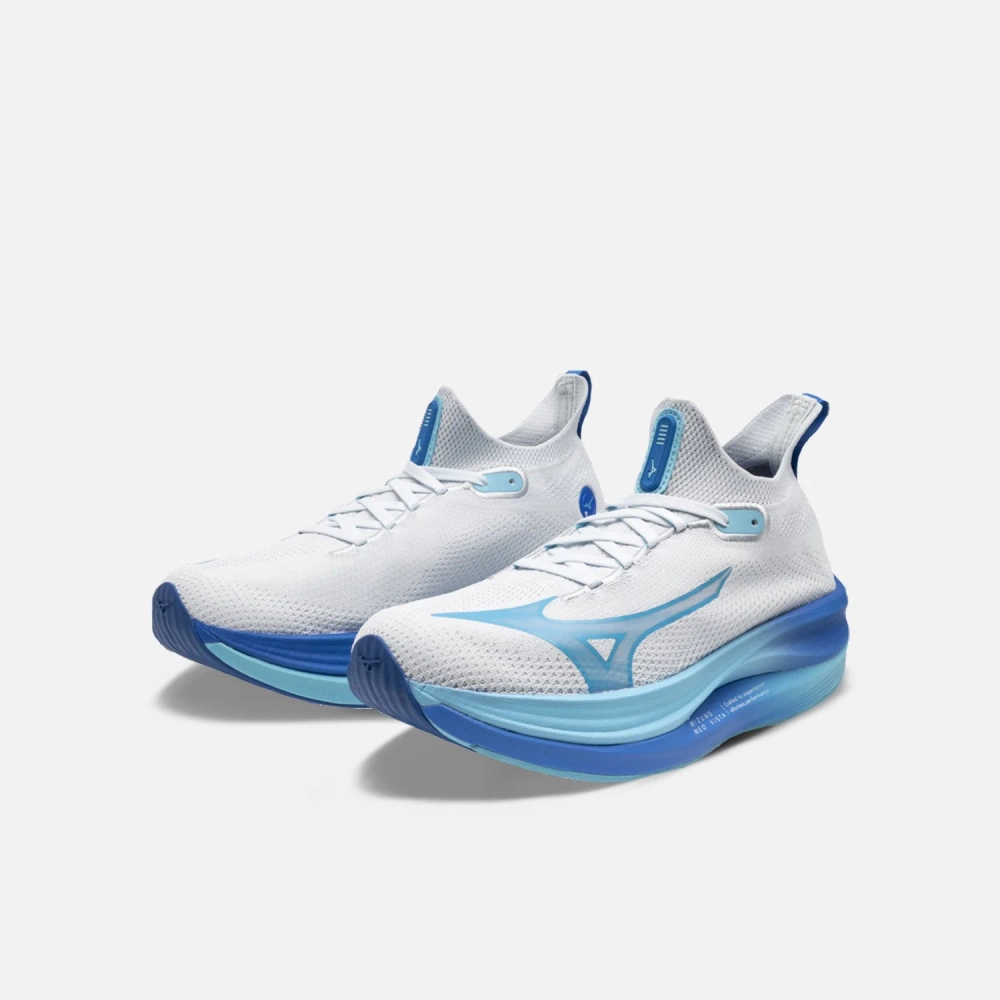 Кроссовки Mizuno Neo Vista женские