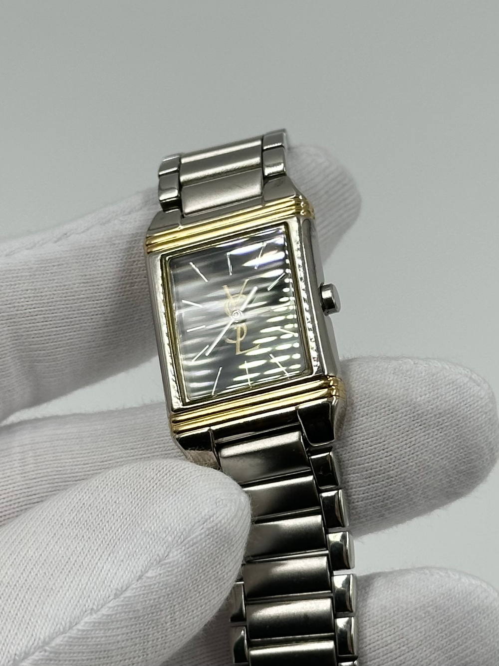 Часы Yves Saint Laurent Rectangular