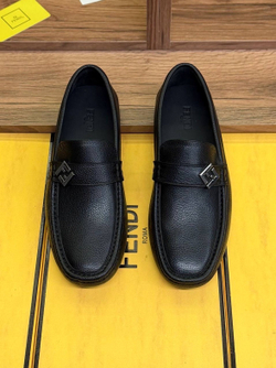 Мокасины Fendi