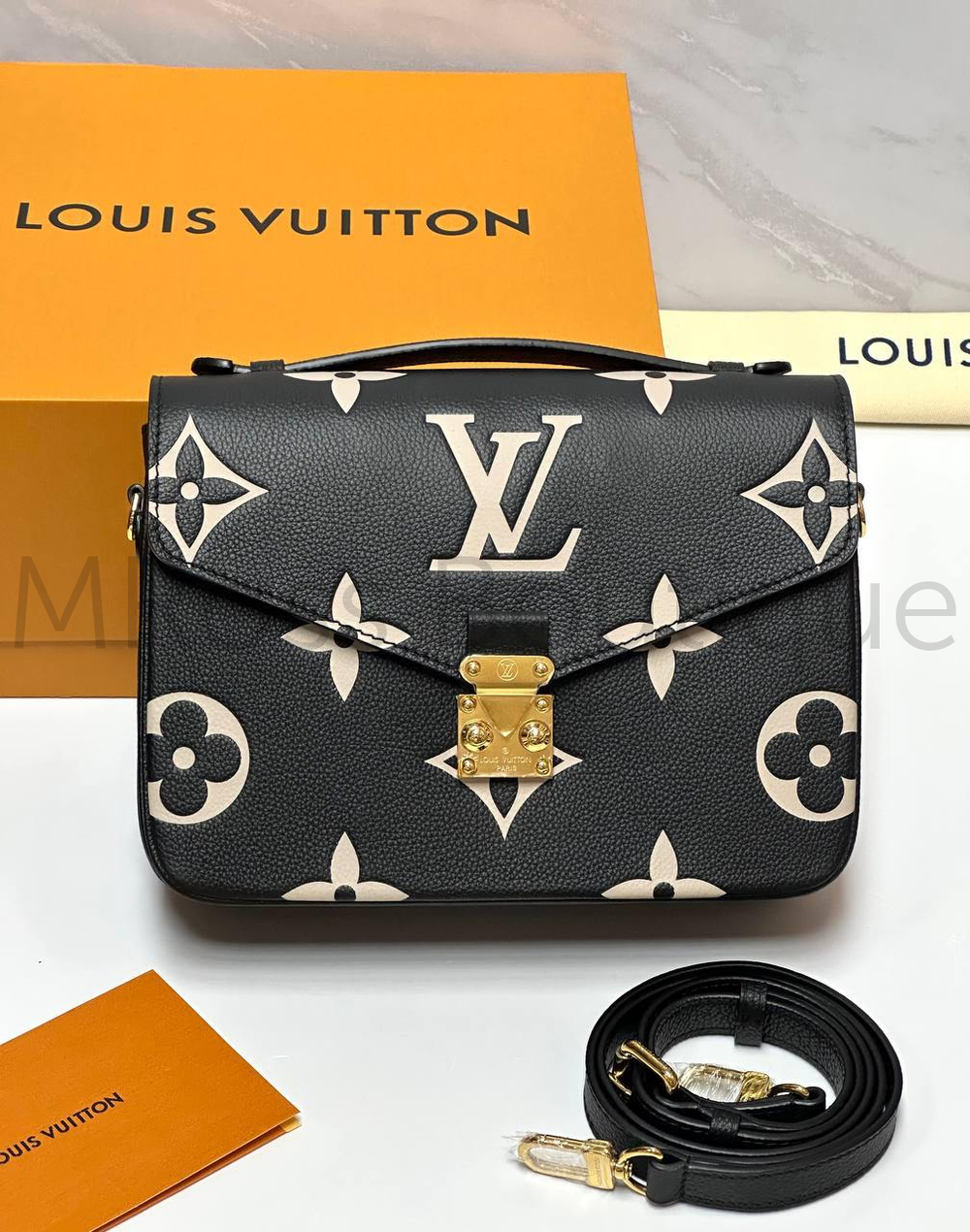 Сумка Pochette Metis Louis Vuitton