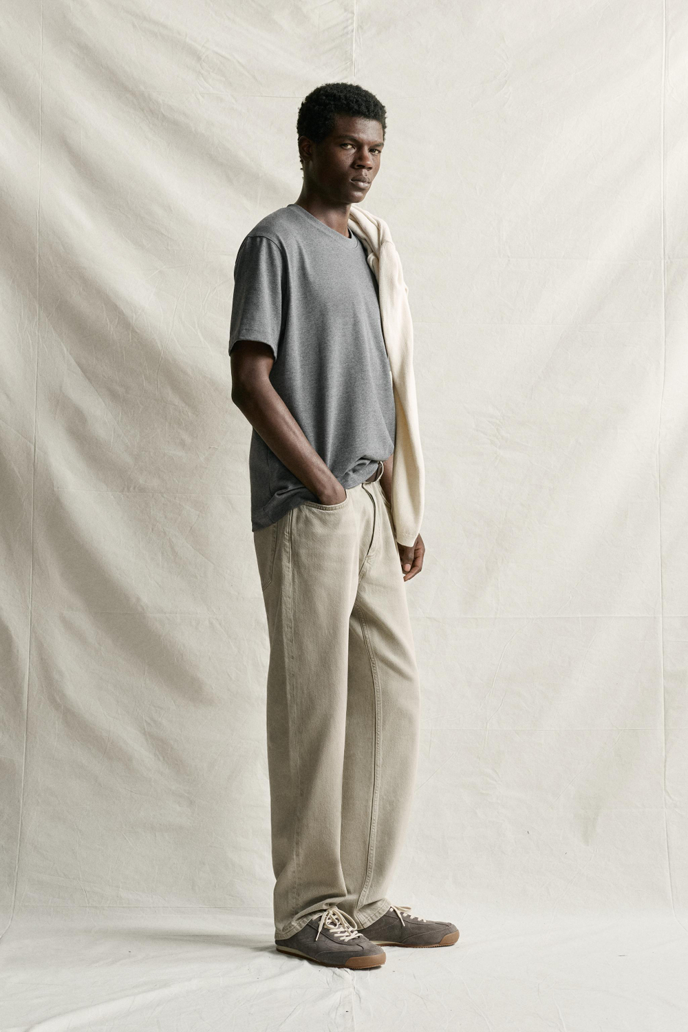 ФУТБОЛКА HEAVYWEIGHT С КОРОТКИМИ РУКАВАМИ — ZARA