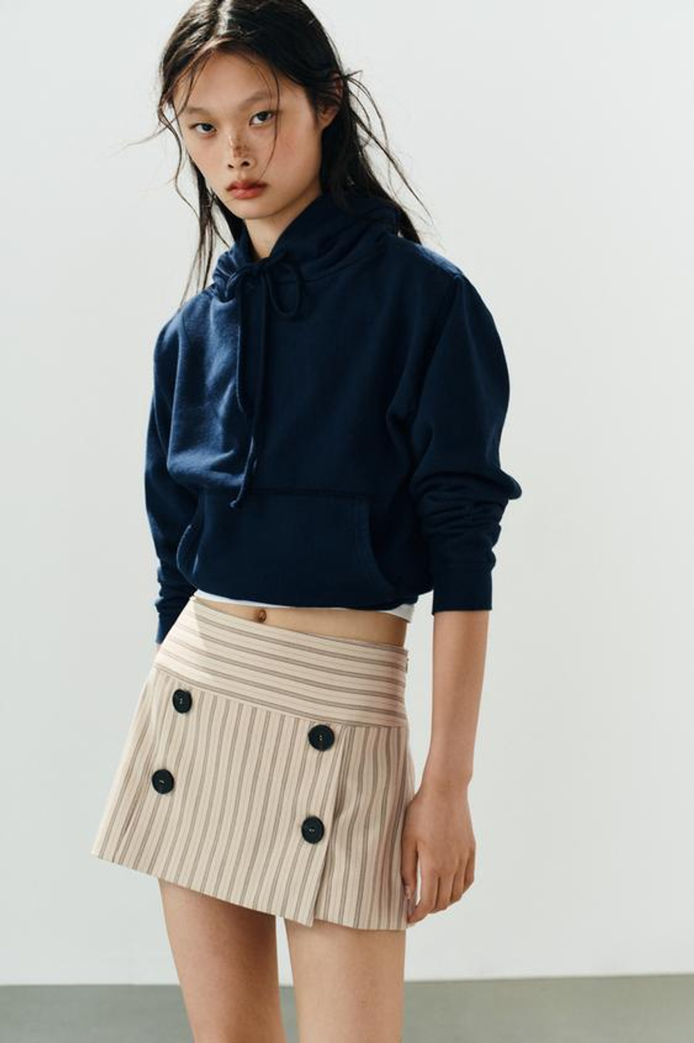 ZARA ЮБКА-ШОРТЫ В ПОЛОСКУ С ПУГОВИЦАМИ, СВЕТЛО-КОРИЧНЕВЫЙ