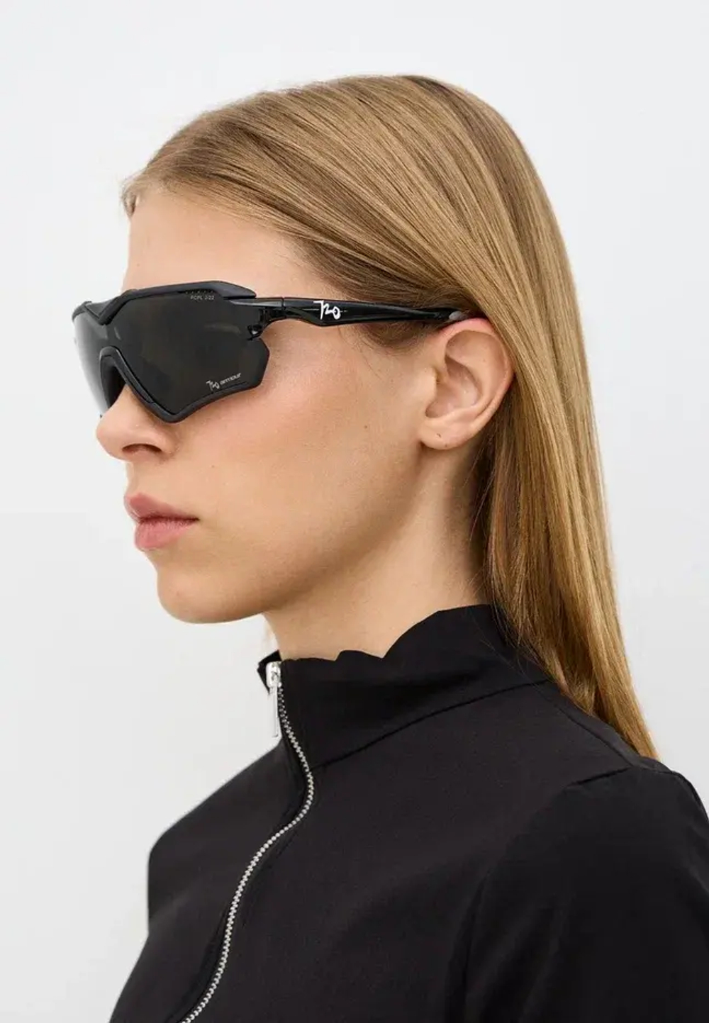Спортивные очки 720armour V / Matte Black / Glossy Black Temple / Polarized Smoke Lens