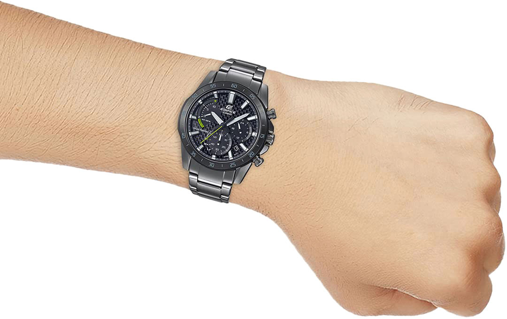 Часы Casio EQS-930DC-1A