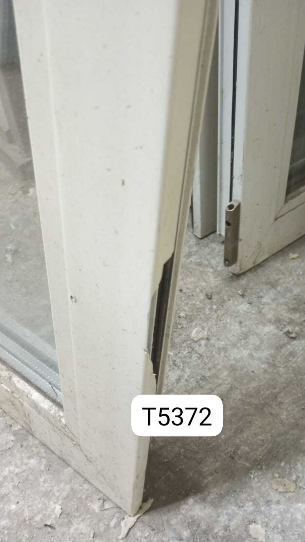 Створка Пластиковая Б/У 1650(в) х 870(ш)