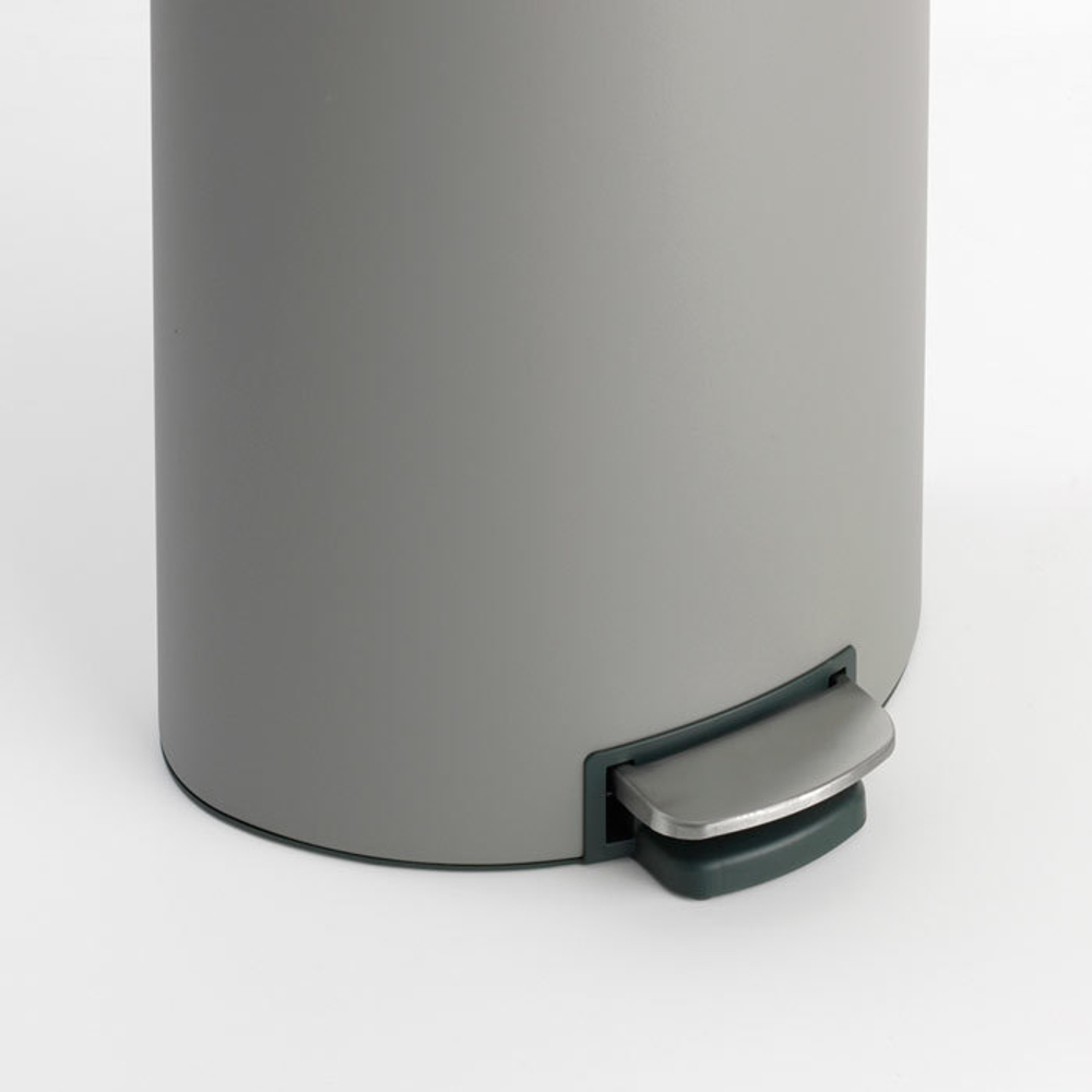 Мусорный бак с педалью 40л FB Brabantia Минерально-серый