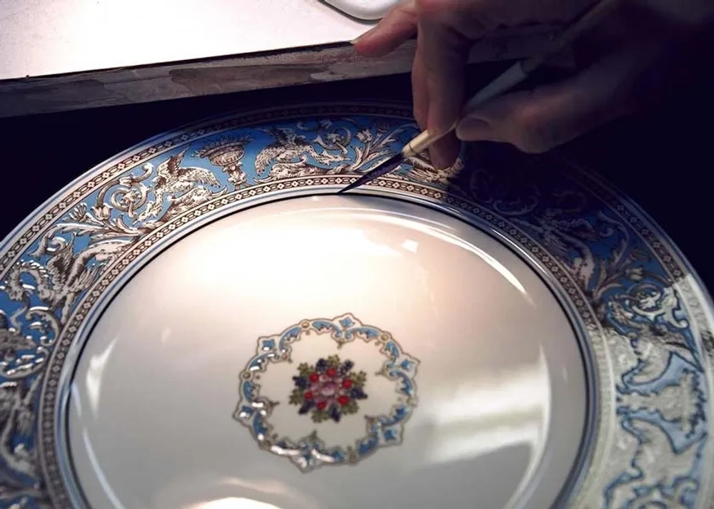 Wedgwood Тарелка Wedgwood Prestige Riverton 23см глубокая WW-5C108400112