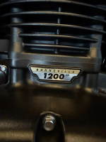TRIUMPH SPEED TWIN 1200 Cafe Racer Edition