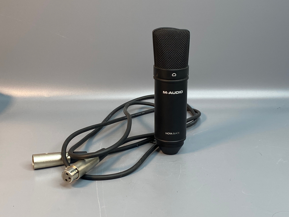 M-AUDIO NOVA Black