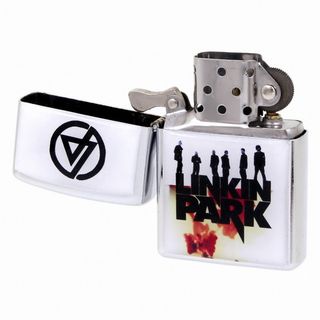 Зажигалка сувенирная Linkin Park группа стоит на буквах (233)