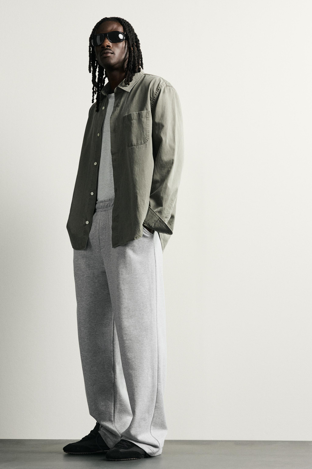 БАЗОВЫЕ СПОРТИВНЫЕ БРЮКИ RELAXED FIT — ZARA