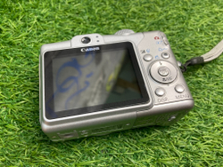 Canon PowerShot A700