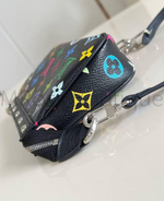 Сумка-клатч Louis Vuitton x Takashi Murakami Pochette женская черная c цветными узорами