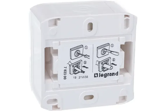 Выключатель Legrand Quteo 1-клавишный накладной IP44 белая 25991