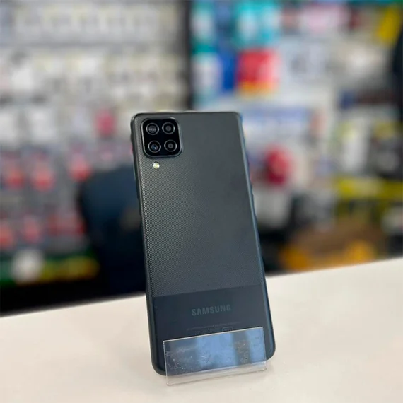 Смартфон Samsung Galaxy A12 4/64GB черный (Витринный)
