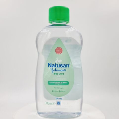 Детское масло для ежедневного ухода NATUSAN BY JOHNSON'S BABY с алоэ вера 300 мл (Из Финляндии)
