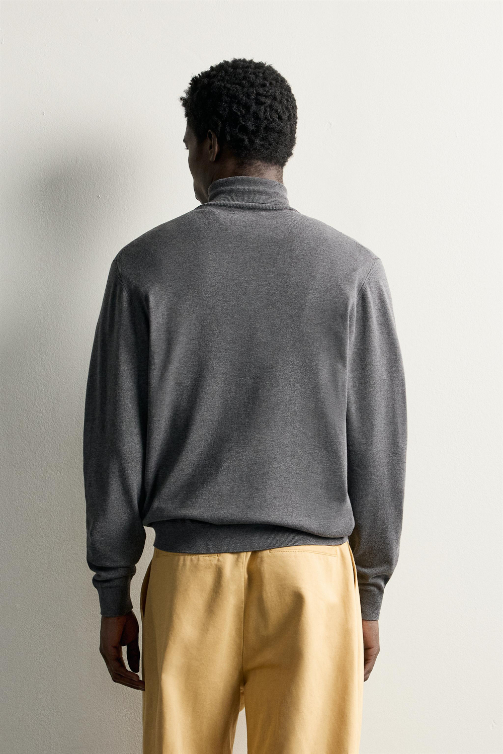 БАЗОВЫЙ СВИТЕР С ВЫСОКИМ ВОРОТНИКОМ — ZARA