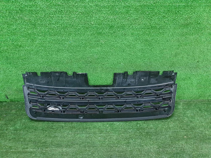 Решетка радиатора Land Rover Discovery Sport (2014-2019)