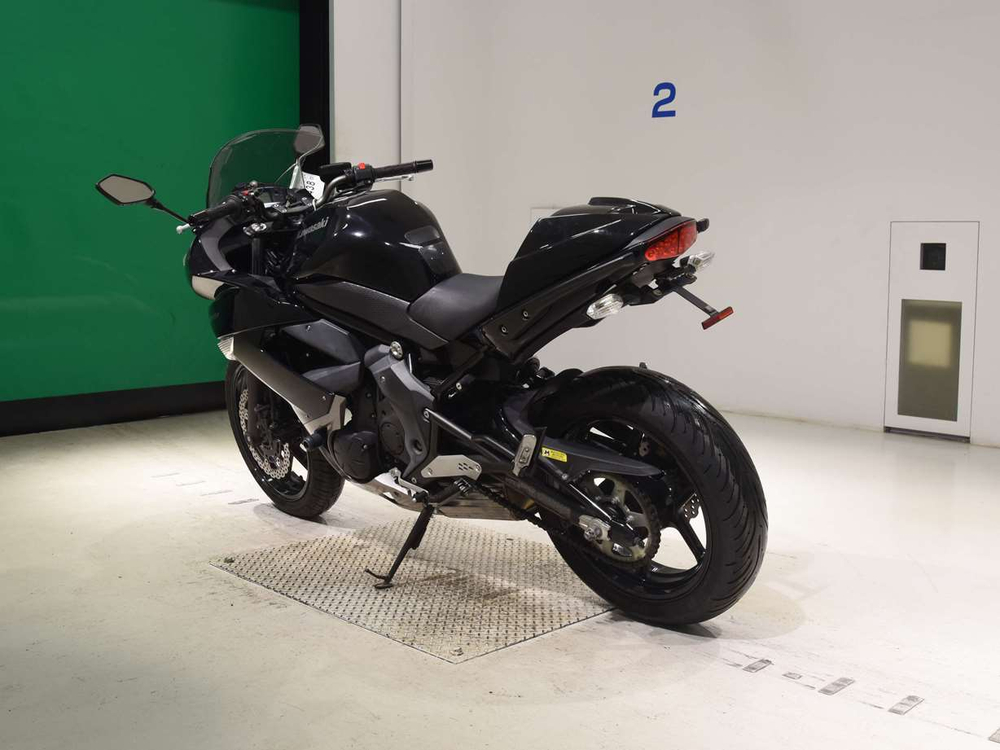 Kawasaki ER-6F	 2010