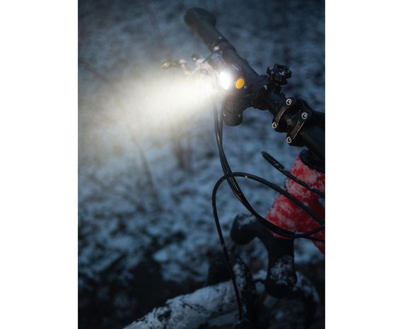 Мультифонарь Armytek Wizard C1 Pro Magnet USB теплый свет