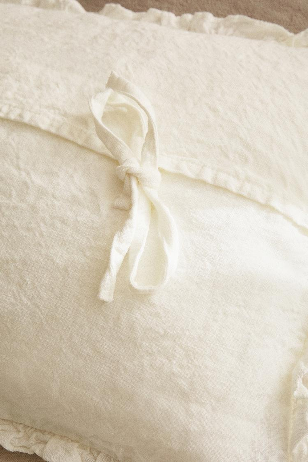 ZARA HOME ЛЬНЯНОЙ ЧЕХОЛ ДЛЯ ДЕКОРАТИВНОЙ ПОДУШКИ, БЕЛЫЙ