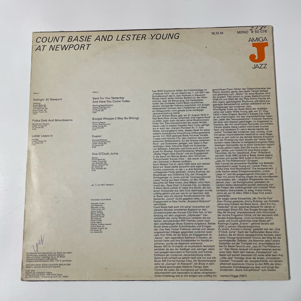 Винтажная виниловая пластинка LP Count Basie Lester Young At Newport (ГДР 1982)
