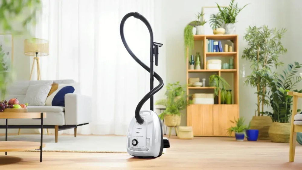 Пылесос Bosch BGL38WH2