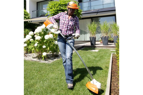 Аккумуляторная мотокоса Stihl FSA 85 SET (AP100, AL101)