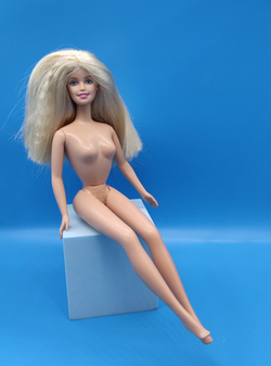 Кукла винтаж Sit In Style Barbie 1999г под реставрацию 023516