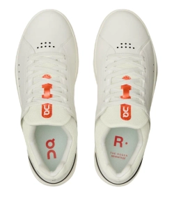 Женские кроссовки On The Roger Advantage - white/spice
