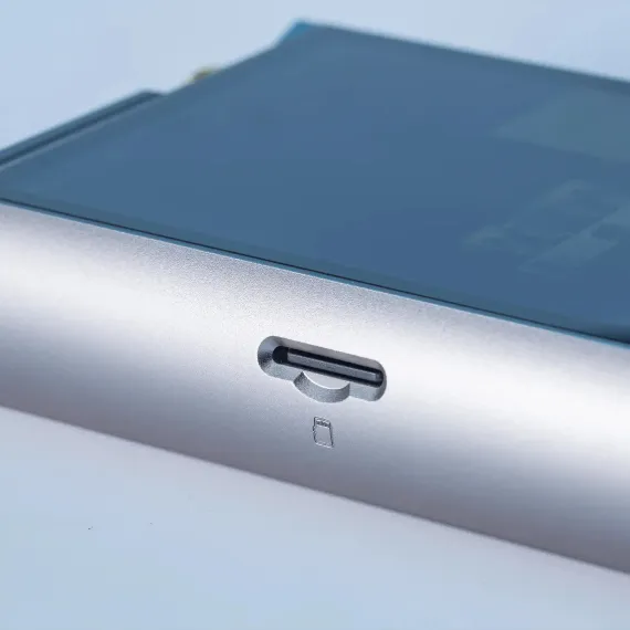 Cayin N7+ Titanium