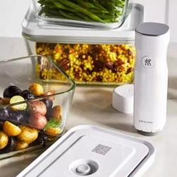 Zwilling Пластиковый контейнер Fresh & Save 1 л морской EAN 4009839642197