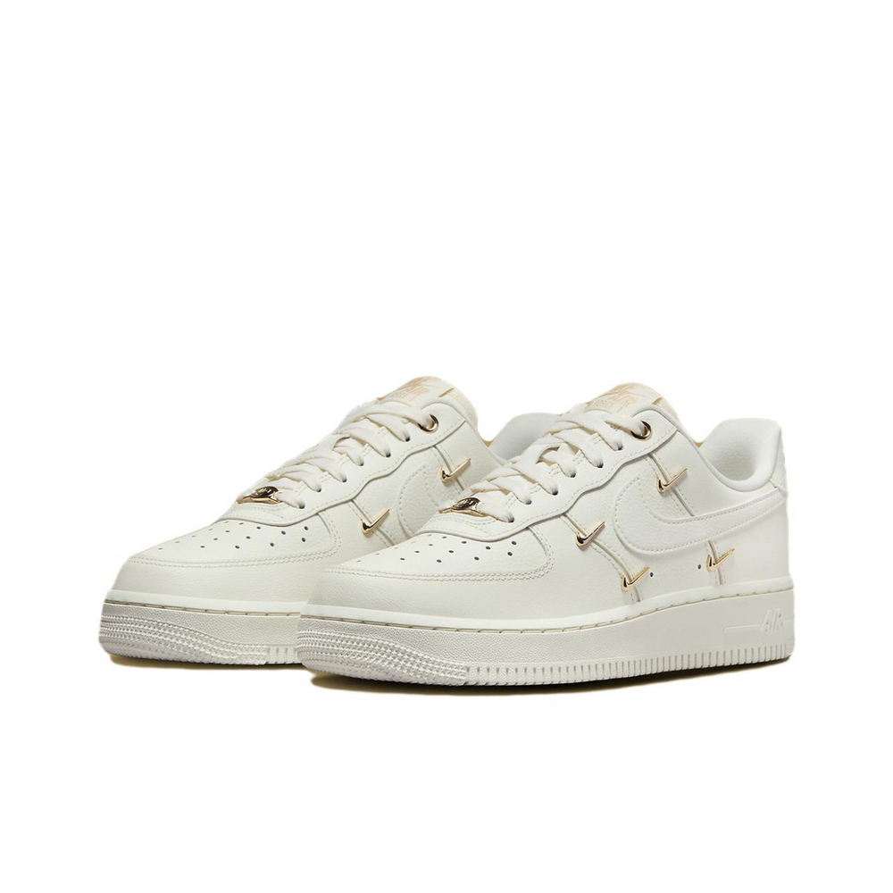 Кроссовки Nike Air Force 1 LX Gold Swoosh