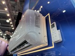 Сплит-система инверторного типа Electrolux Fusion Wave Super DC EACS/I-18HFW/N8 комплект