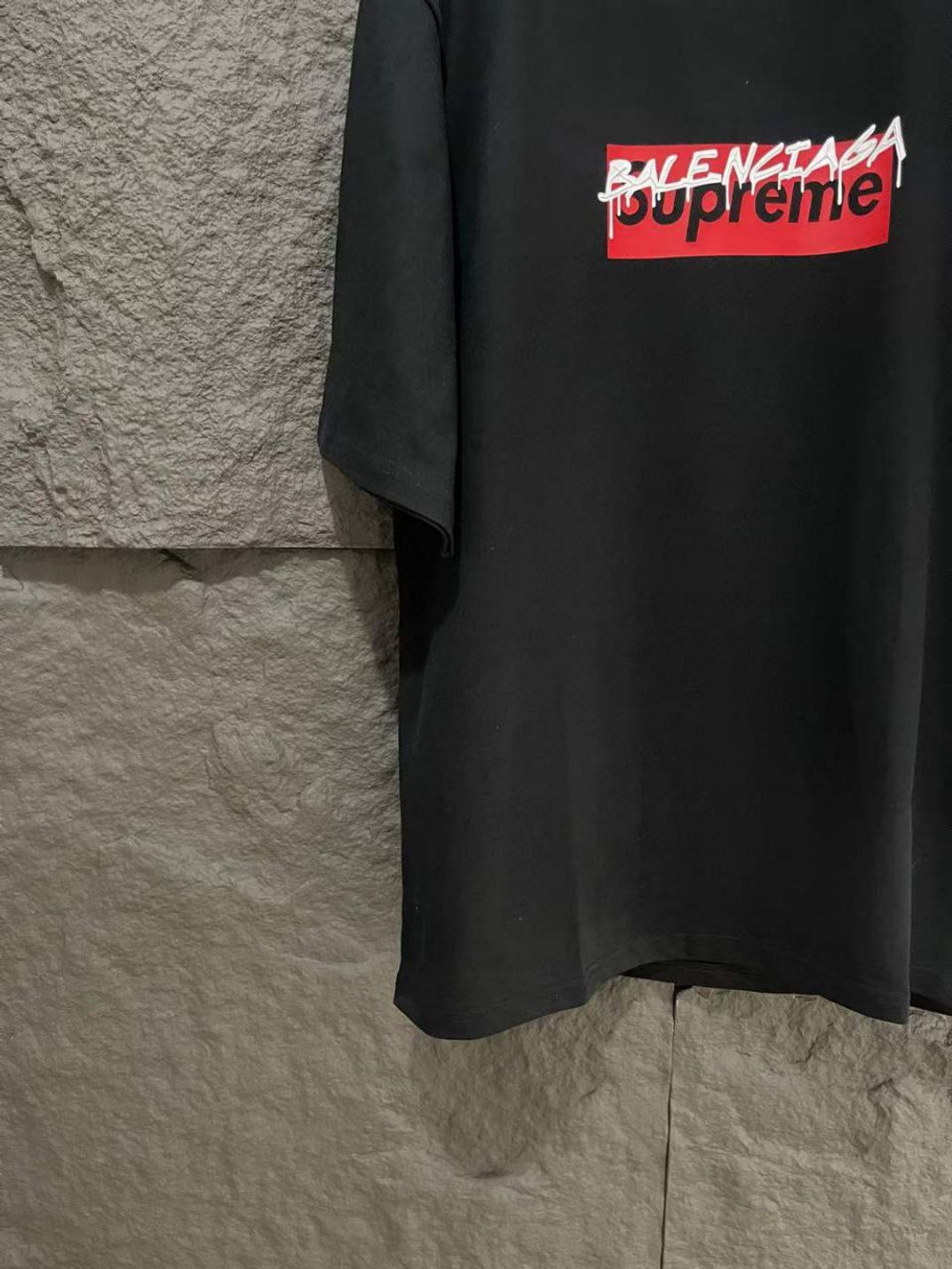 Футболка Balenciaga