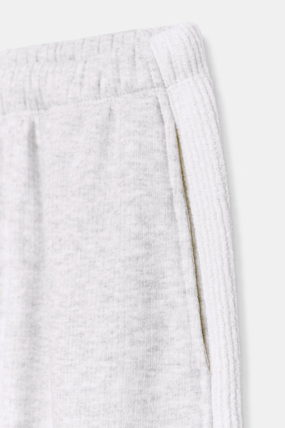 БРЮКИ-ДЖОГГЕРЫ ИЗ МЯГКОЙ ТКАНИ — ZARA