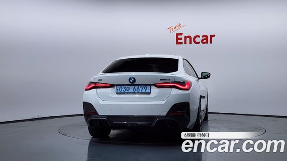 BMW i4 eDrive40 M Sports Pro — 2022