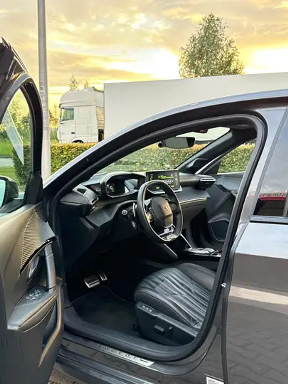 Peugeot 208 GT