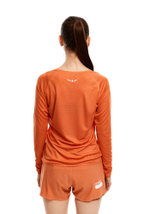 ЛОНГСЛИВ ЖЕНСКИЙ LONG SLEEVE SUPER LIGHT TEE | TIGERLILY