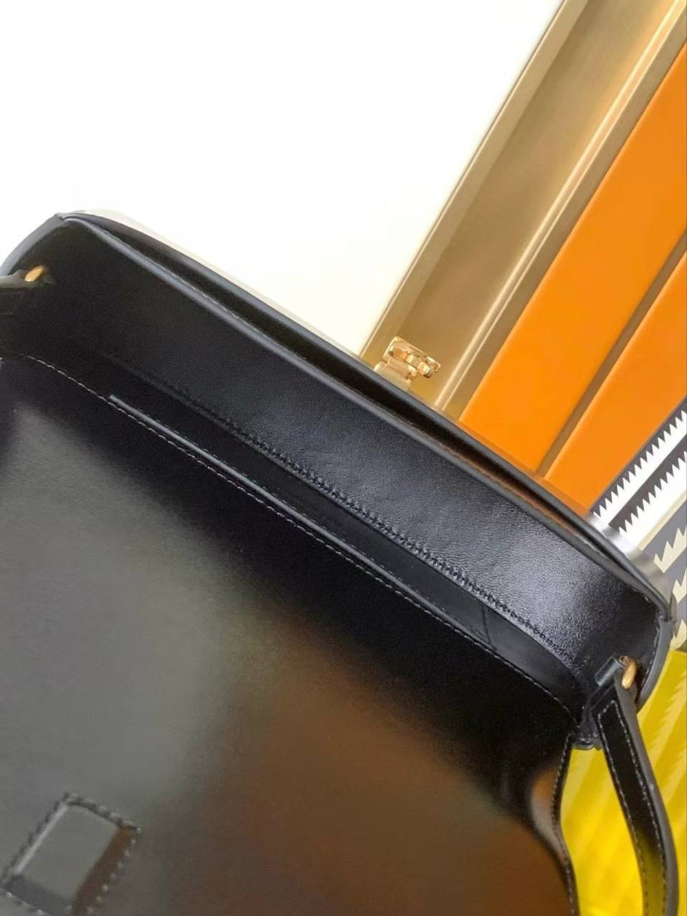 Сумка Yves Saint Laurent