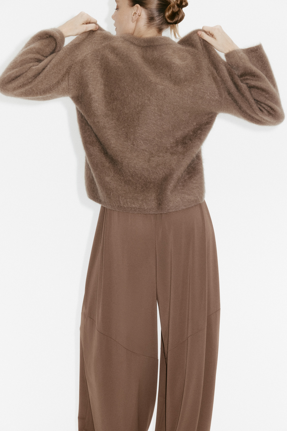 Брюки-баллоны — средняя посадка, прямой крой - H&M