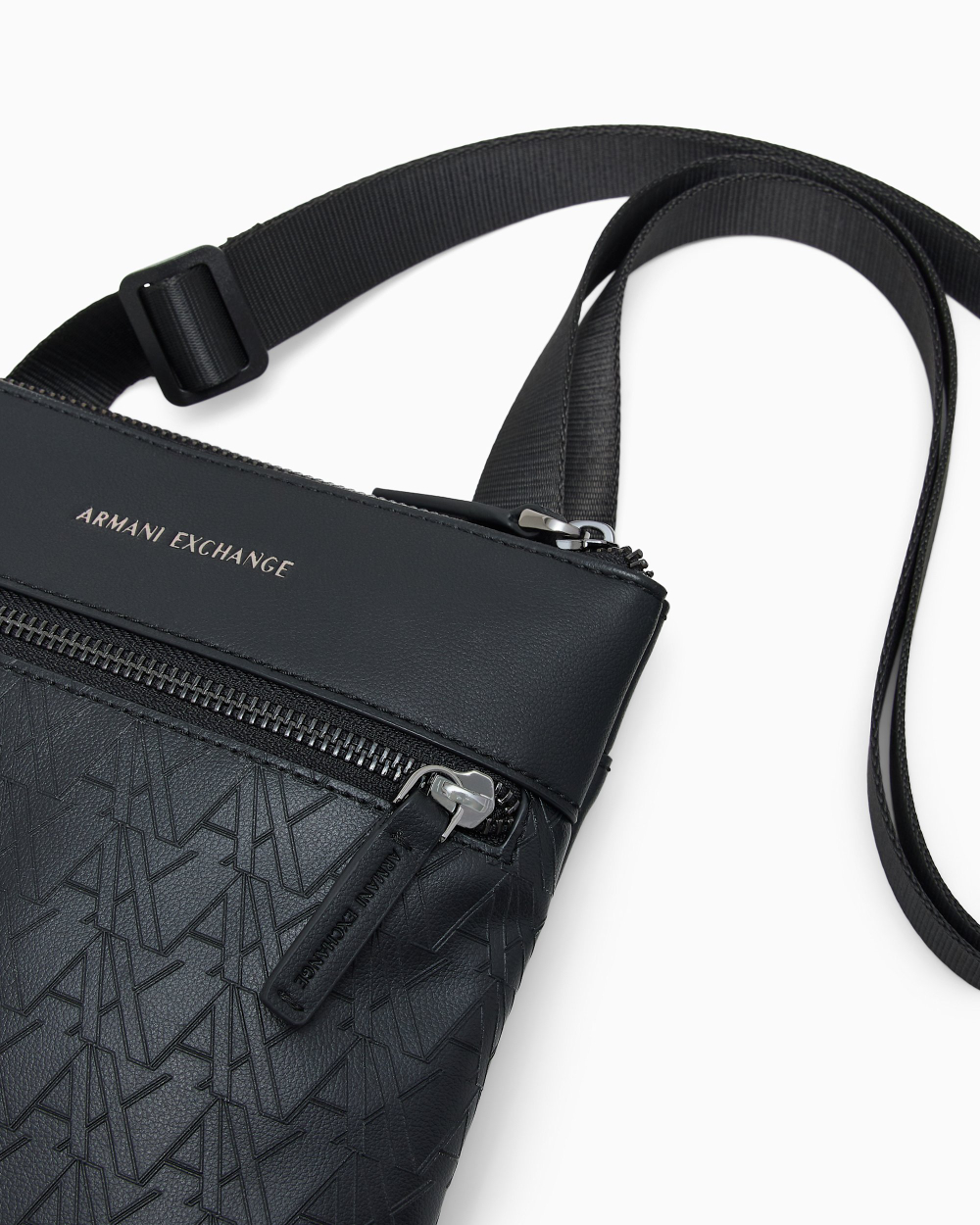Сумка Armani Exchange
