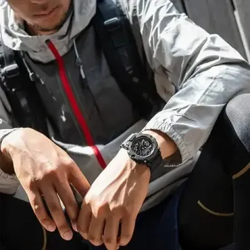 Наручные часы Casio G-Shock GA-2200BB-1ADR