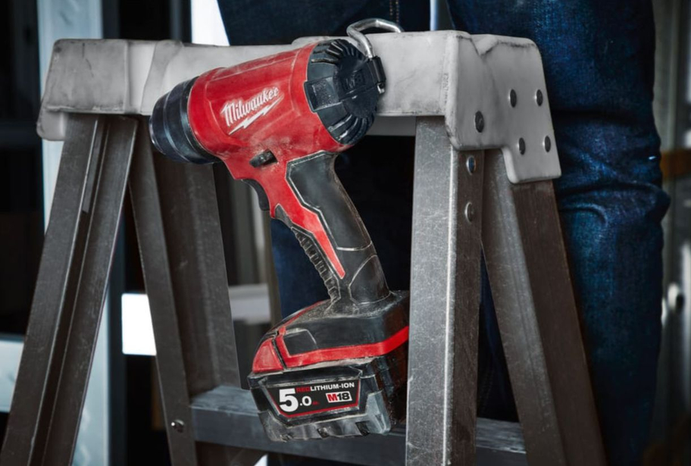 Аккумуляторный фен Milwaukee M18 BHG-502C 4933459772