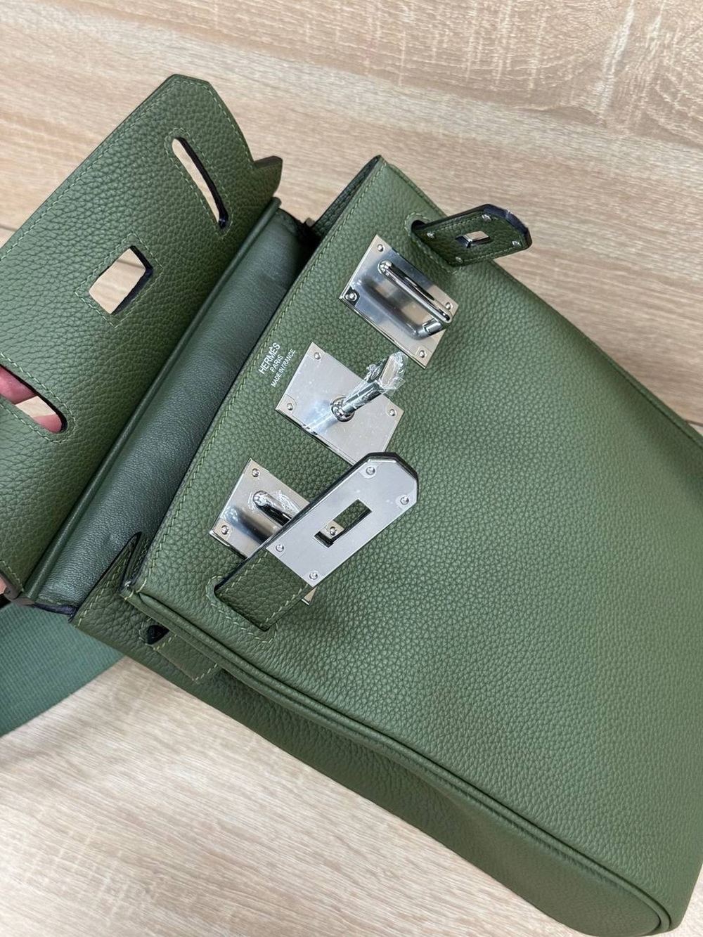 Нагрудная сумка слинг Hermes Kelly (Messenger) зеленая