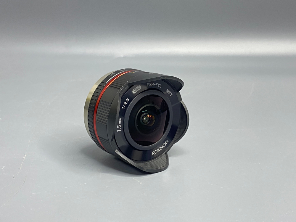 Rokinon 7.5mm F3.5 MFT