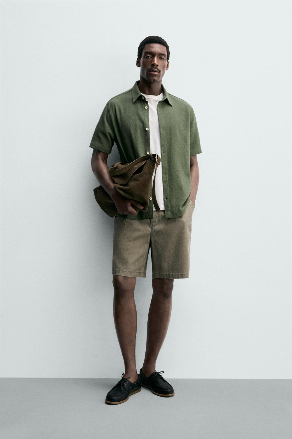 РУБАШКА REGULAR FIT ИЗ РЕЛЬЕФНОЙ ТКАНИ — ZARA · 3277/401
