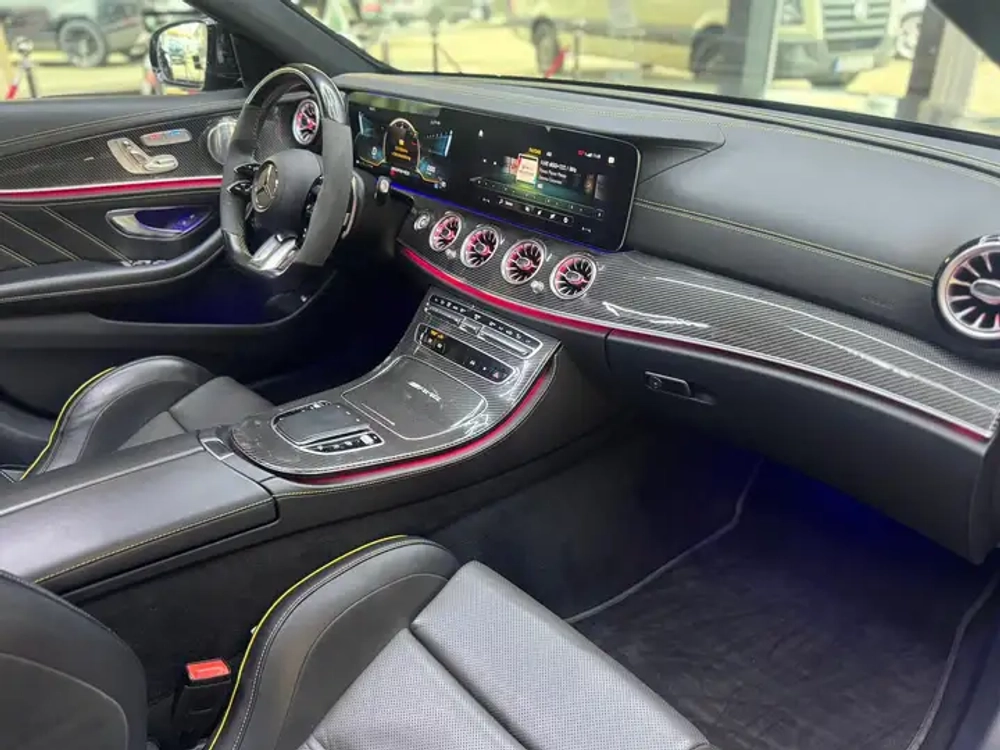 Mercedes-Benz E 63 AMG